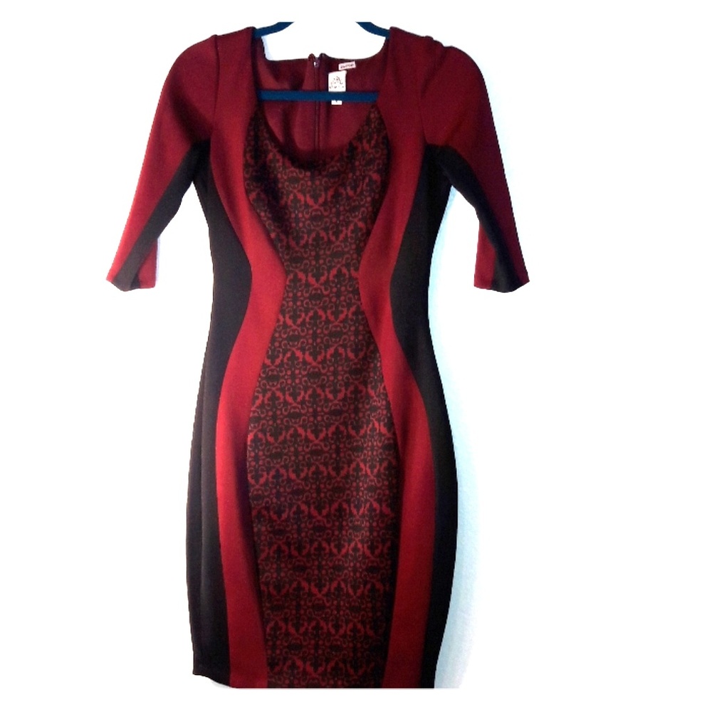 Maroon fitted Dress